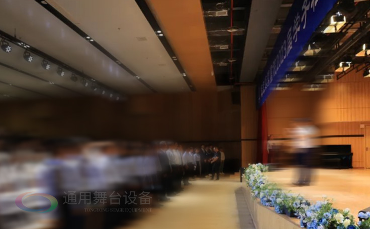 助力漢開書院文化活動高效呈現(xiàn)，彰顯企業(yè)教育場景服務實力！南京漢開書院舞臺阻燃幕布、大幕對開項目